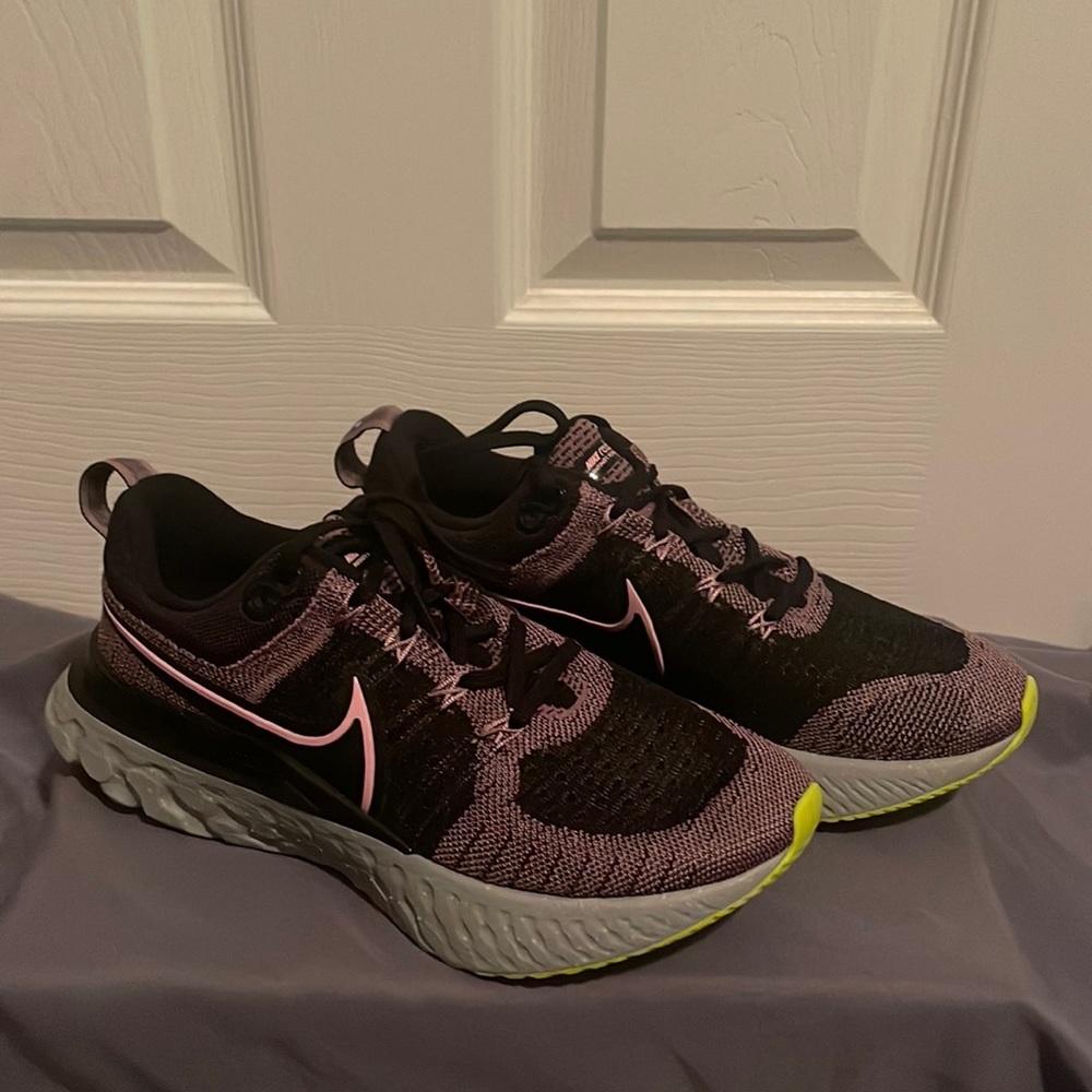 Nike Women’s Sneakers